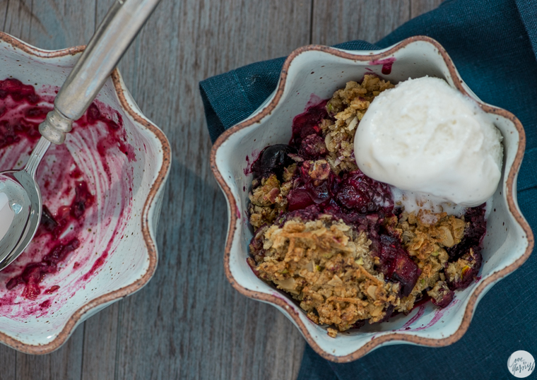 berry and plum crumble