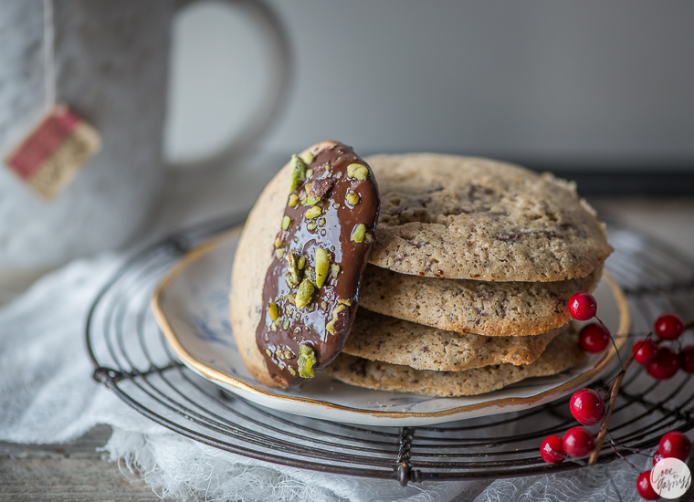dark chocolate dipped peppermint cookies with pistachios